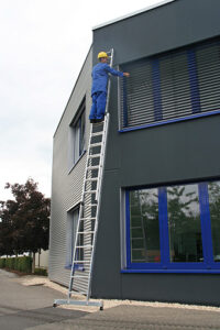 GÜNZBURGER Aluminium-Schiebeleiter 2teilig mit nivello-Traverse 20406